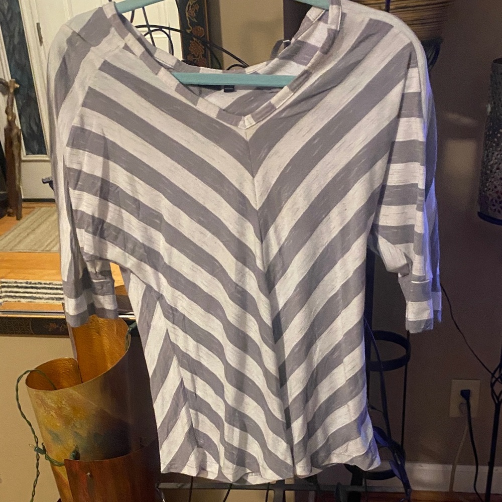 Apt. 9 Gray and White Striped Long Sleeve Tee